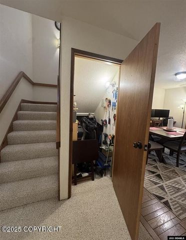 4508 Dredge Lake Road, Juneau, AK 99801