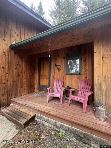 4508 Dredge Lake Road, Juneau, AK 99801