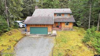 4508 Dredge Lake Road, Juneau, AK 99801