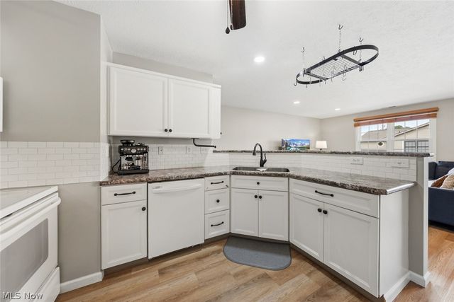 8528 Spencer Court, North Ridgeville, OH 44039