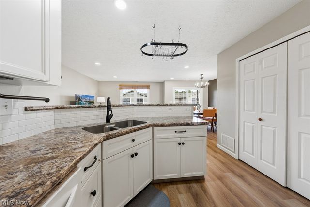 8528 Spencer Court, North Ridgeville, OH 44039