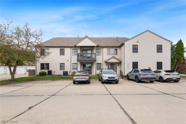 8528 Spencer Court, North Ridgeville, OH 44039