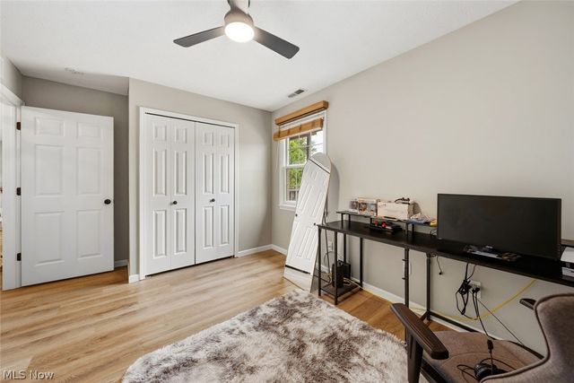 8528 Spencer Court, North Ridgeville, OH 44039
