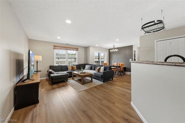 8528 Spencer Court, North Ridgeville, OH 44039