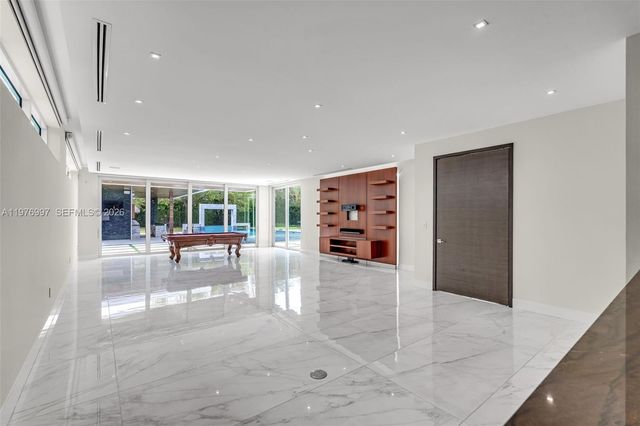 6300 SW 126th St, Pinecrest, FL 33156