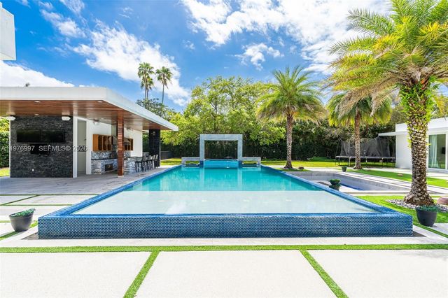 6300 SW 126th St, Pinecrest, FL 33156