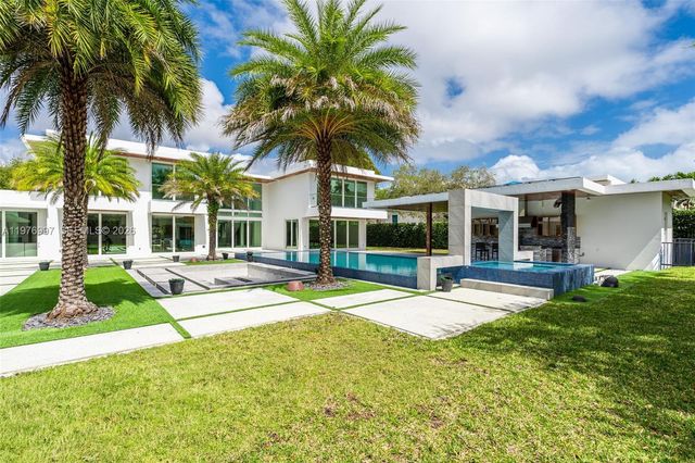 6300 SW 126th St, Pinecrest, FL 33156