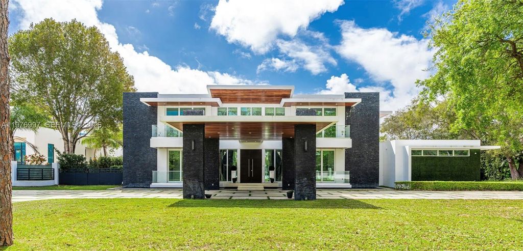 6300 SW 126th St, Pinecrest, FL 33156