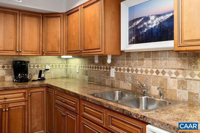 2082 STONE RIDGE CONDOS, Wintergreen Resort, VA 22967