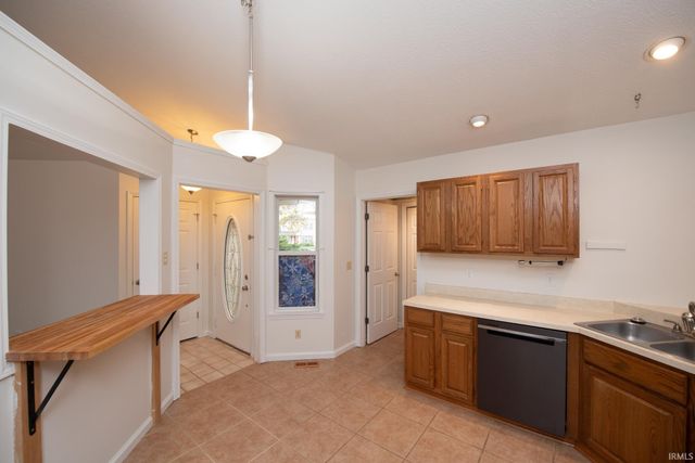 1512 Shining Armor Lane, West Lafayette, IN 47906