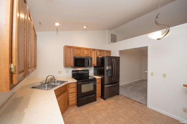 1512 Shining Armor Lane, West Lafayette, IN 47906