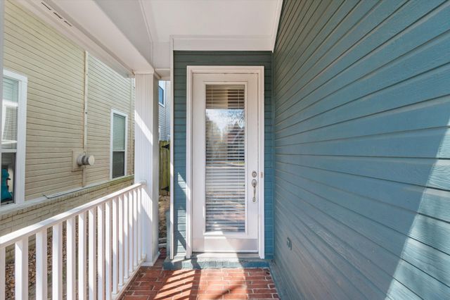 1365 HARBOR PARK DR, Memphis, TN 38103