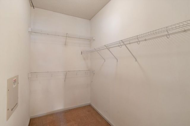 1365 HARBOR PARK DR, Memphis, TN 38103