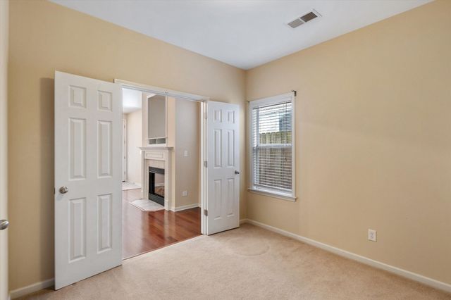 1365 HARBOR PARK DR, Memphis, TN 38103