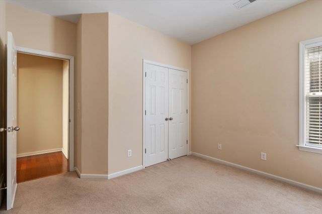 1365 HARBOR PARK DR, Memphis, TN 38103