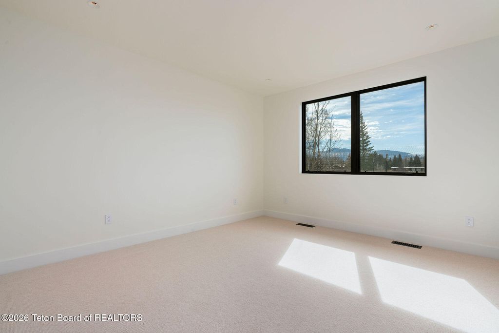 175 HUCKLEBERRY Drive, Jackson, WY 83001 photo 20