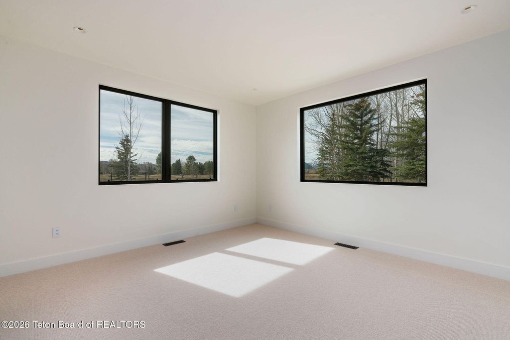 175 HUCKLEBERRY Drive, Jackson, WY 83001 photo 26