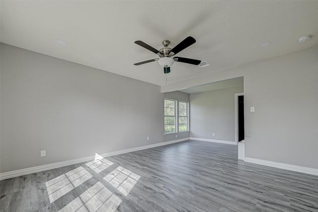 106 County Road 416, Brazoria, TX 77422
