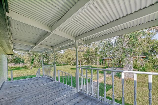 106 County Road 416, Brazoria, TX 77422