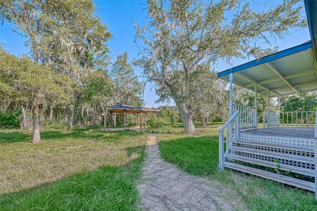 106 County Road 416, Brazoria, TX 77422