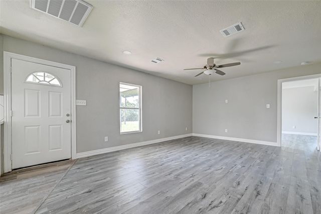 106 County Road 416, Brazoria, TX 77422
