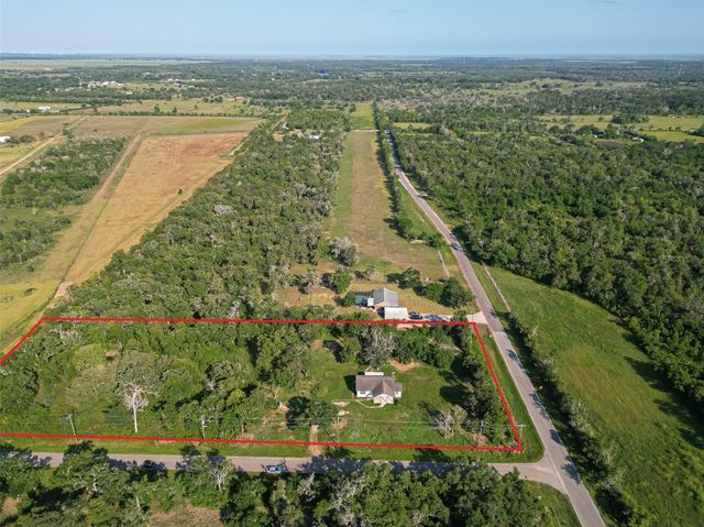 106 County Road 416, Brazoria, TX 77422