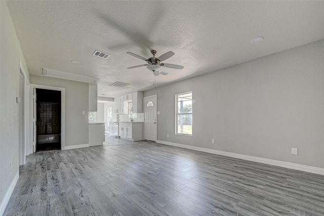 106 County Road 416, Brazoria, TX 77422