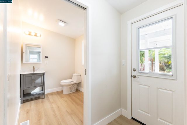 3500 66th Ave, Oakland, CA 94605