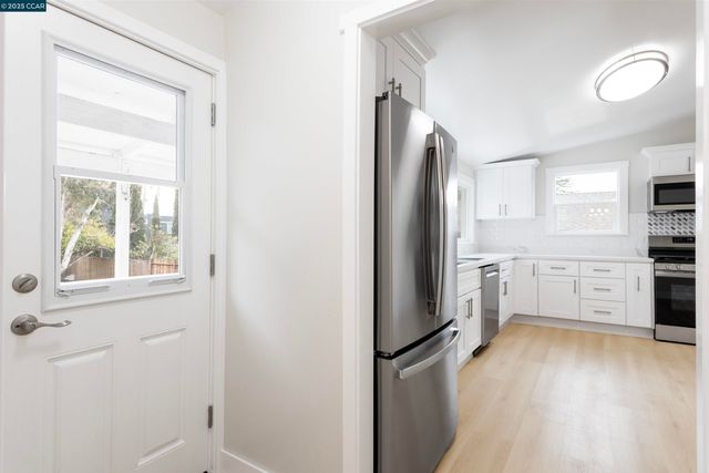 3500 66th Ave, Oakland, CA 94605