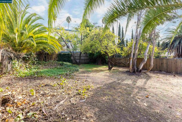 3500 66th Ave, Oakland, CA 94605