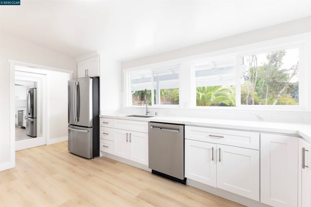 3500 66th Ave, Oakland, CA 94605