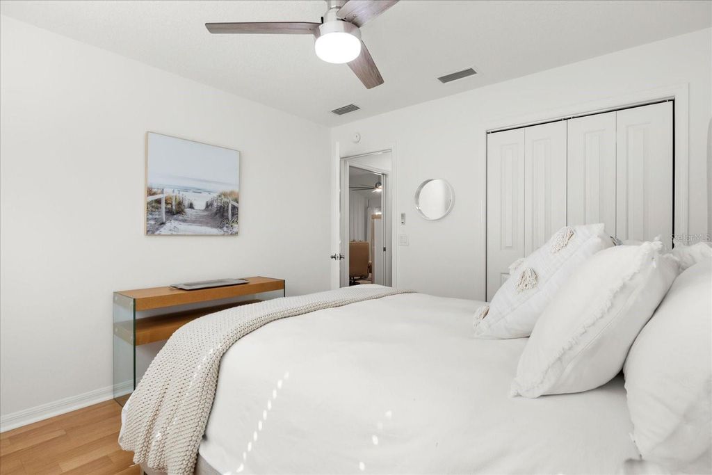 Image 18 of property listing at 8275 SE 177TH WINTERTHUR LOOP, The Villages, FL 32162