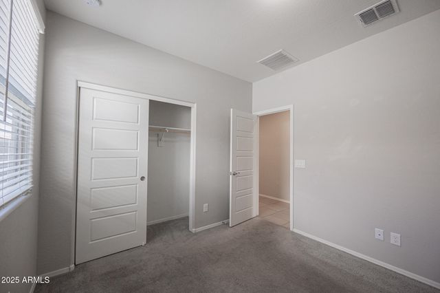 2841 W APOLLO Road, Phoenix, AZ 85041