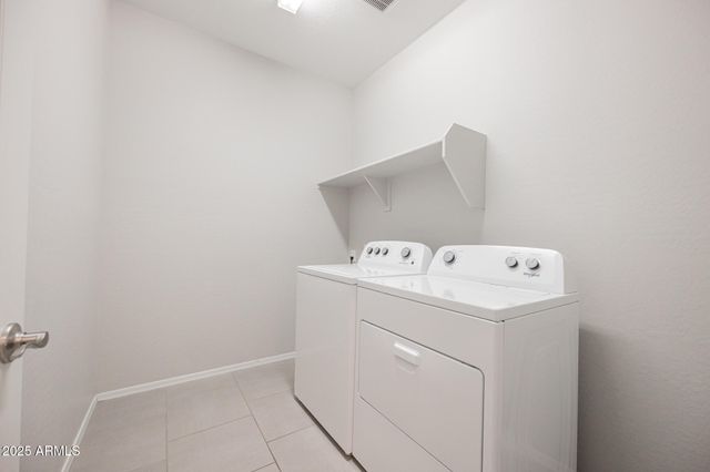 2841 W APOLLO Road, Phoenix, AZ 85041