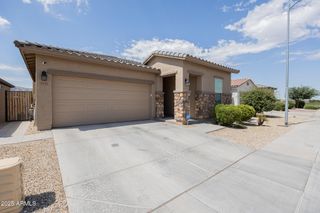 2841 W APOLLO Road, Phoenix, AZ 85041