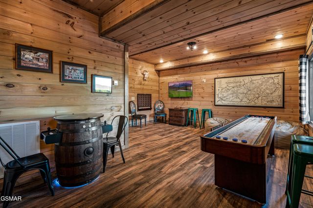 1606 Dove Wing Way, Sevierville, TN 37862