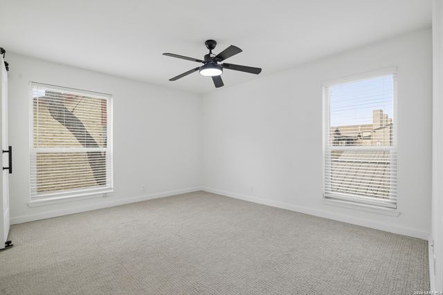 2718 Old Field Dr Apt 1002, San Antonio, TX 78247