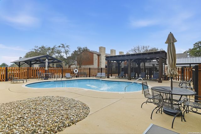 2718 Old Field Dr Apt 1002, San Antonio, TX 78247