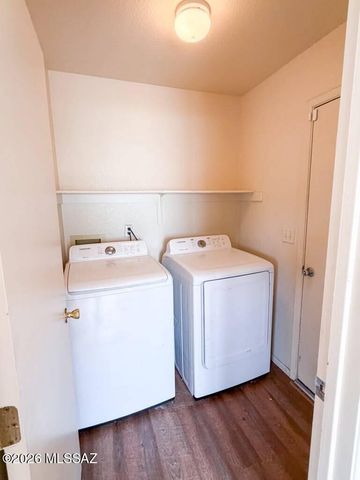 7391 S Camino De La Tierra, Tucson, AZ 85746