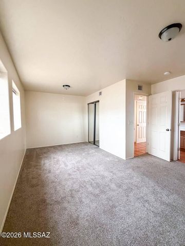 7391 S Camino De La Tierra, Tucson, AZ 85746