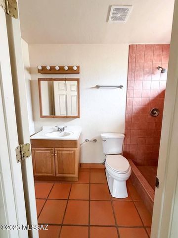 7391 S Camino De La Tierra, Tucson, AZ 85746