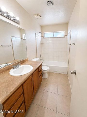 7391 S Camino De La Tierra, Tucson, AZ 85746