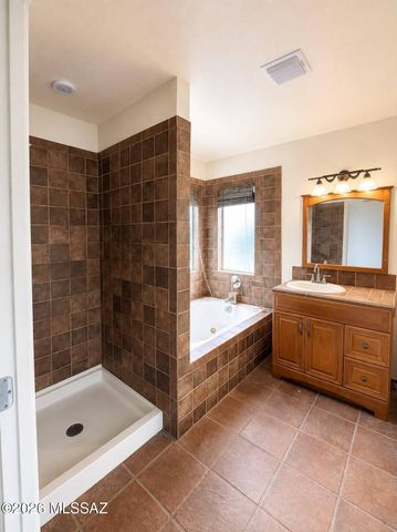 7391 S Camino De La Tierra, Tucson, AZ 85746
