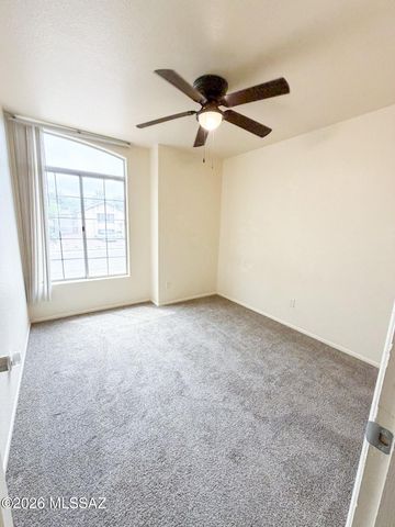 7391 S Camino De La Tierra, Tucson, AZ 85746