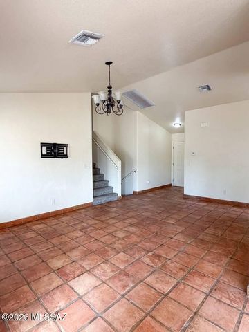 7391 S Camino De La Tierra, Tucson, AZ 85746