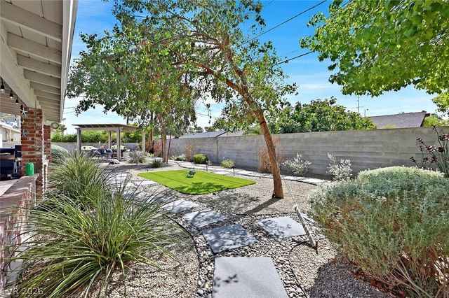 2605 Gilmary Avenue, Las Vegas, NV 89102