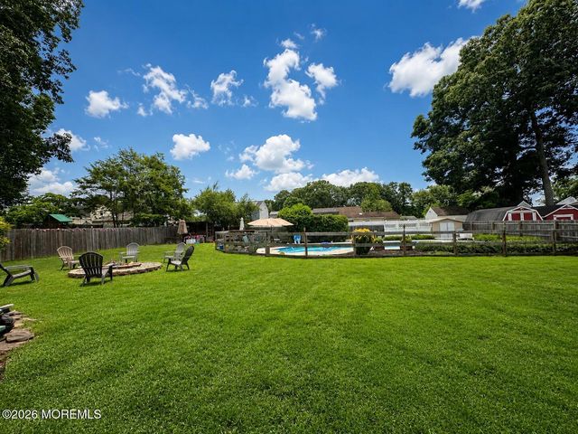 52 Lake Drive, Howell, NJ 07731