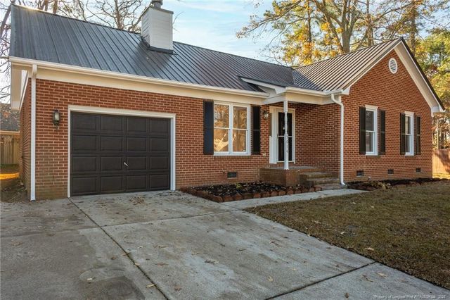 5014 Waterford Drive, Fayetteville, NC 28303