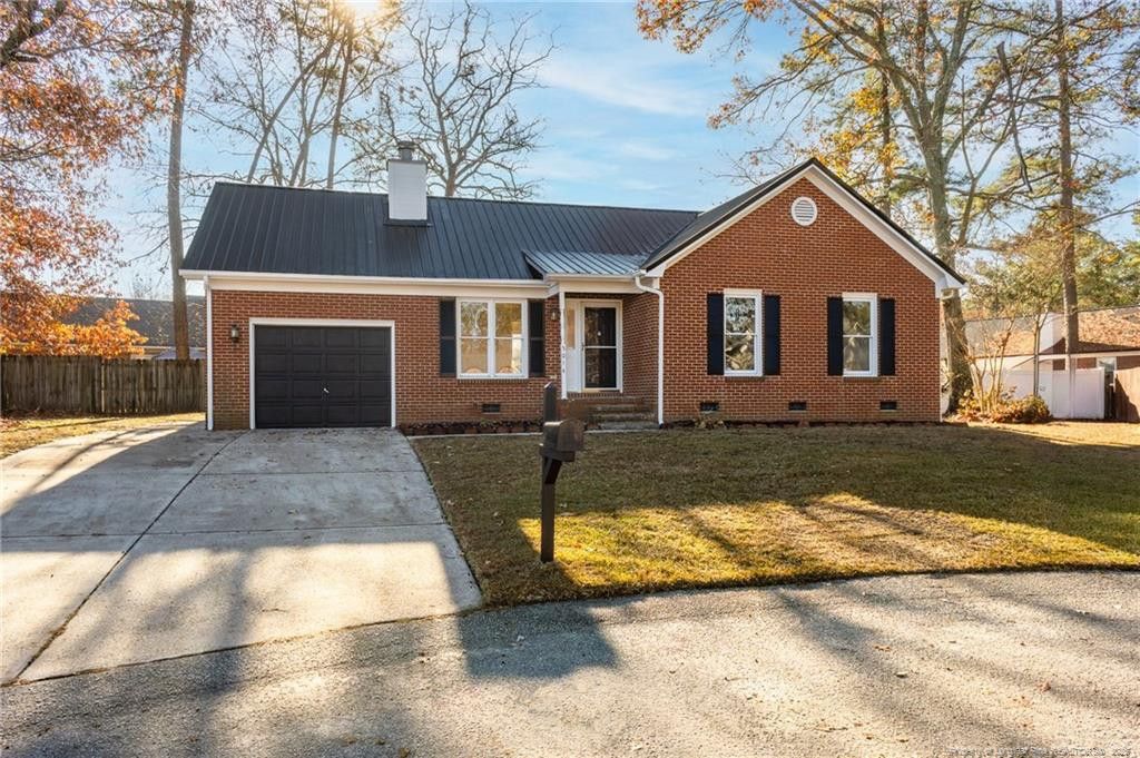 5014 Waterford Drive, Fayetteville, NC 28303