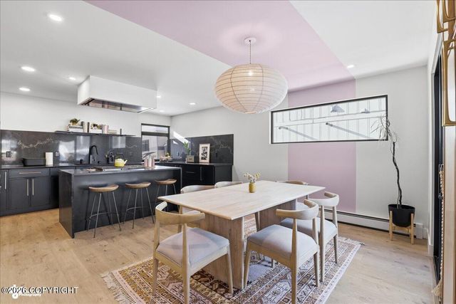 4031 Romanzof Circle, Anchorage, AK 99517